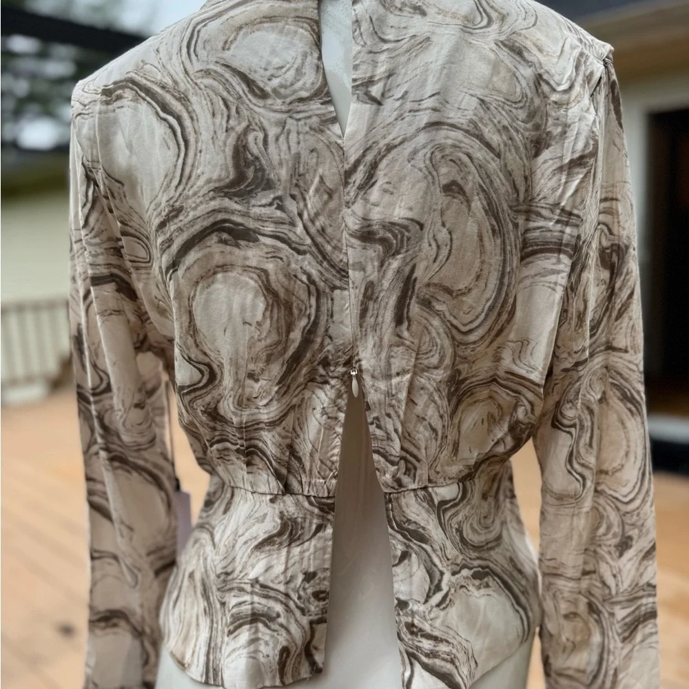 ASTR The Label Marble Print Women's Long Sleeve Top size small Cream Taupe Brown - Picture 6 of 9